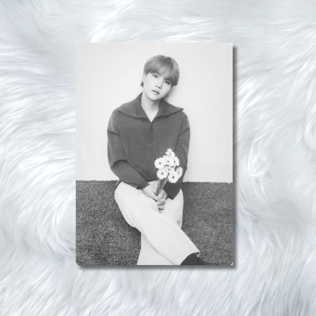 BTS (SUGA)- MONOCROME Photocards