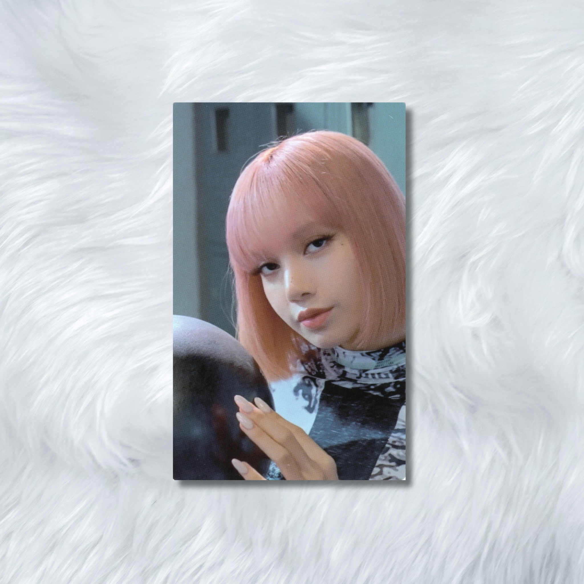 BLACKPINK LISA - THE GAME BLACKPINK OFF VER. PHOTOCARD #3