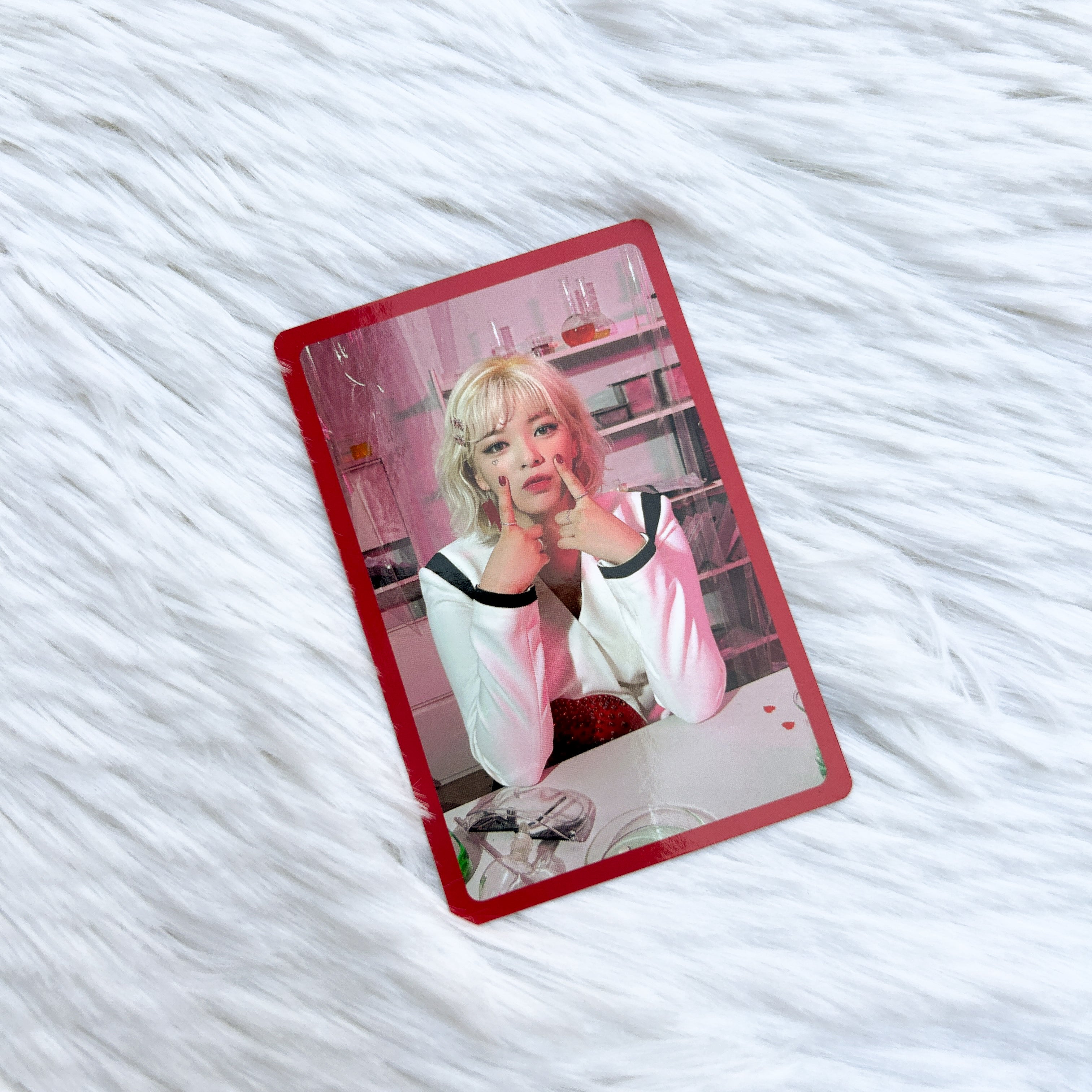 TWICE JEONGYEON- FORMULA OF LOVE: O+T = <3 BREAK IT VER. PHOTOCARD